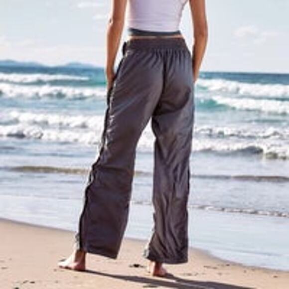 Free People X FP Movement Adora Packable Pants Gray Size L - Picture 3 of 10